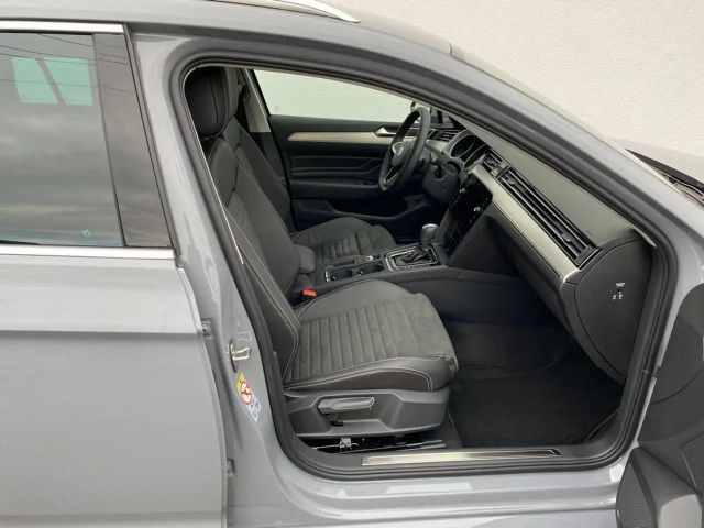 Volkswagen Passat DSG Elegance Elegance Variant
