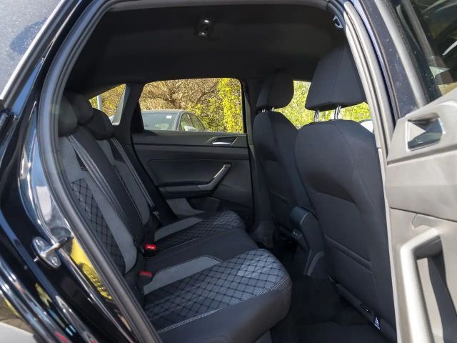 Volkswagen Taigo 1.0 TSI DSG R-Line