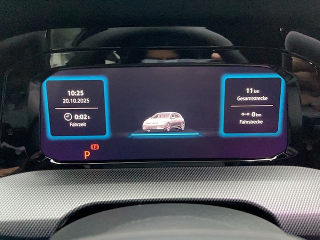 Volkswagen Golf DSG R-Line