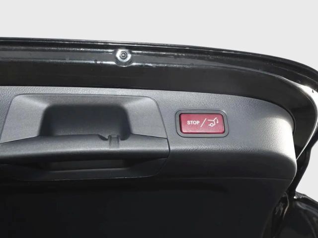 Mercedes-Benz GLA 200 AMG Line