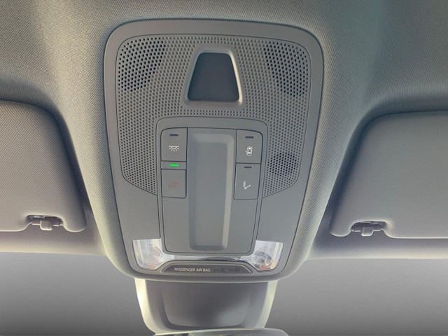 Audi A3 30 TFSI S-Line S-Tronic Sedan