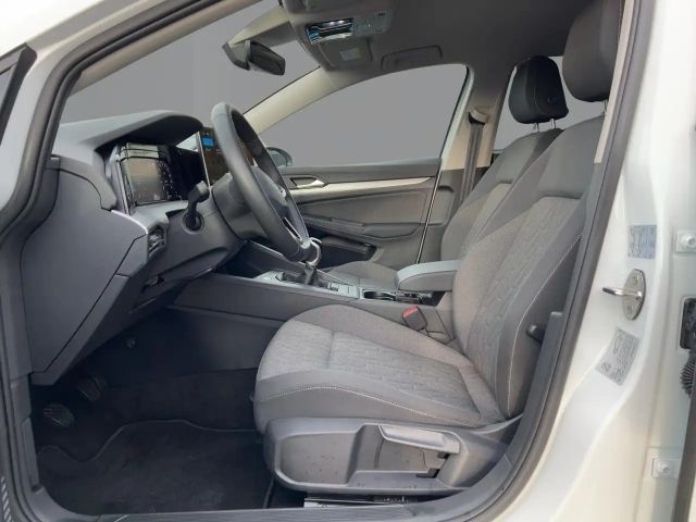 Volkswagen Golf 1.5 TSI Variant