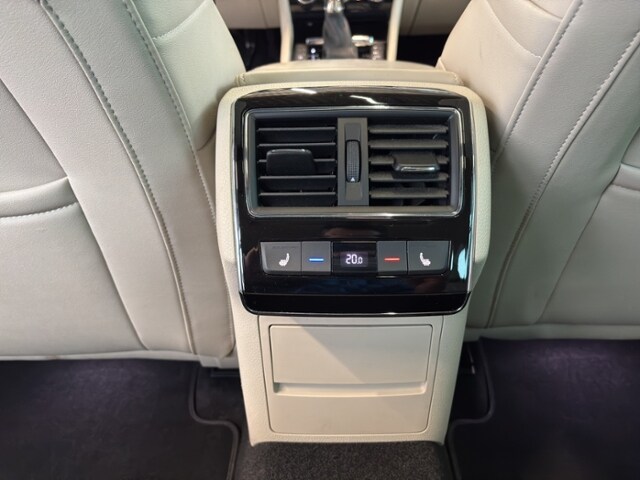 Skoda Superb 2.0 TDI Combi