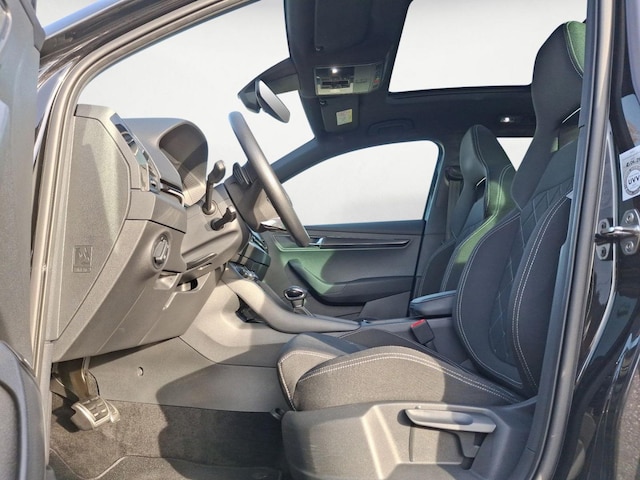 Skoda Karoq 2.0 TSI 4x4 Sportline