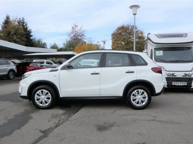 Suzuki Vitara Club Hybrid