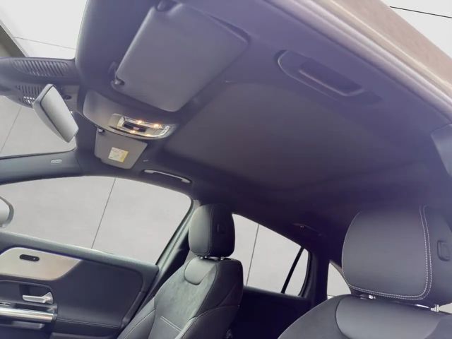 Mercedes-Benz GLA 220 GLA