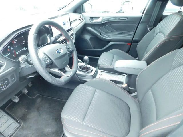 Ford Focus ST Line Wagon