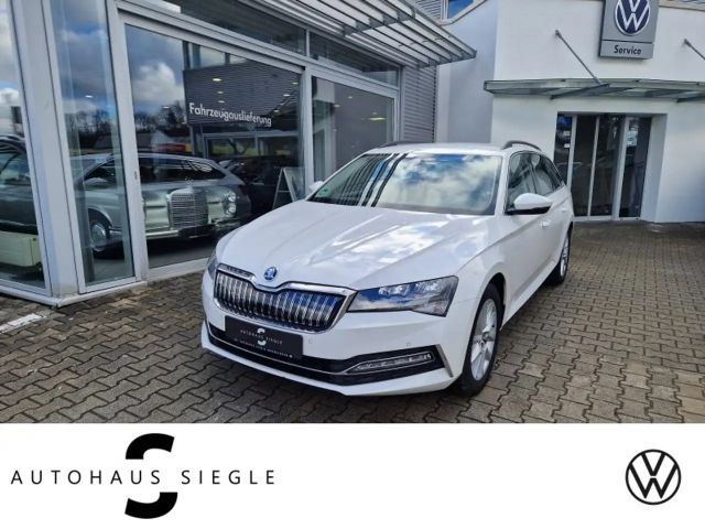 Skoda Superb 1.4 TSI Ambition Combi iV