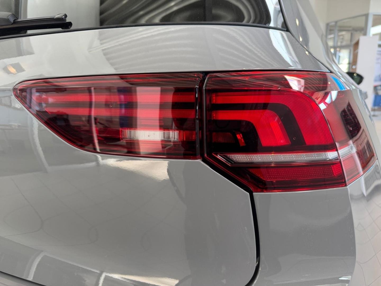 Volkswagen Golf 1.5 TSI Golf VIII Life