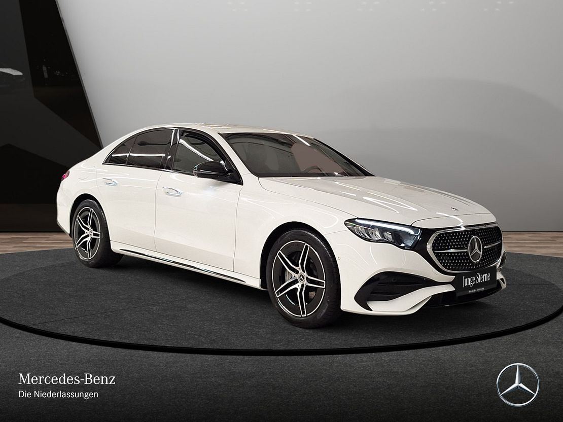 Mercedes-Benz E 200 AMG Line Sedan