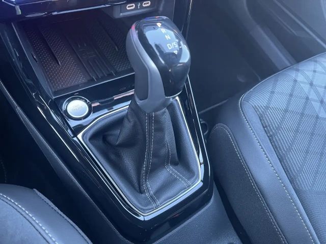 Volkswagen T-Cross 1.0 TSI DSG R-Line