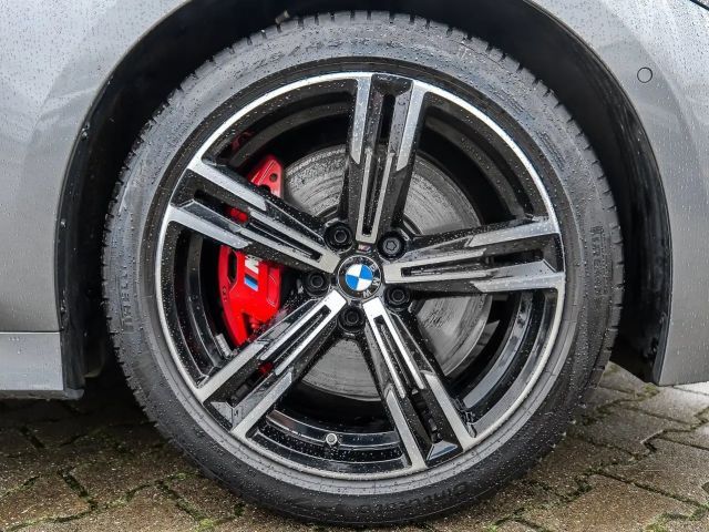 BMW 318 318i M-Sport Sedan