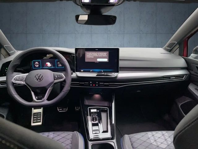 Volkswagen Golf DSG R-Line