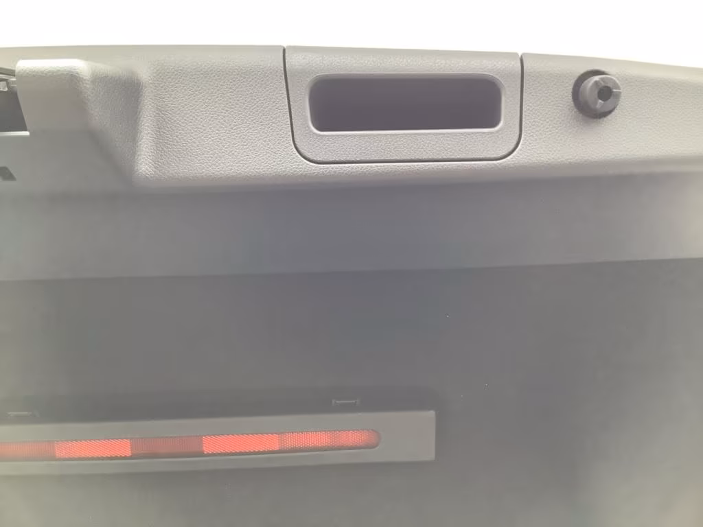 Mercedes-Benz E 200 AMG Line Sedan