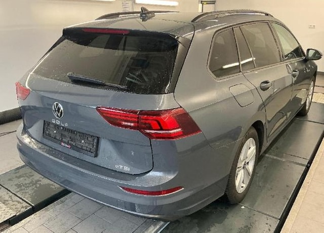 Volkswagen Golf DSG Life Variant