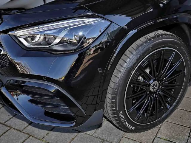 Mercedes-Benz GLA 250 4MATIC AMG Line