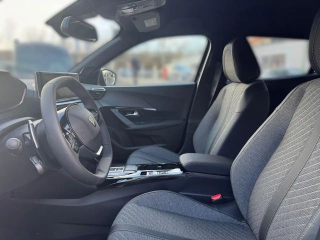 Peugeot 2008 Allure130+Kamera-MirrorScreen-Spurassistent+