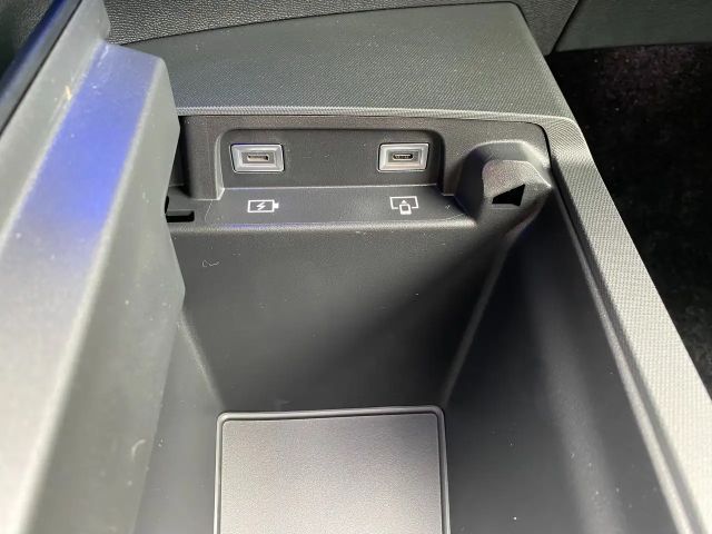 Peugeot E-5008 GT-Line