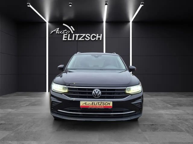 Volkswagen Tiguan Active LED Navi ACC RFK SH LM