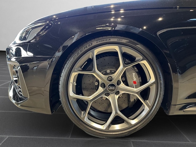 Audi RS4 Avant Quattro