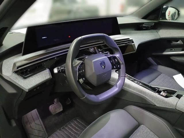 Peugeot 3008 1.2 145 e-DSC6 ACC+LED+Navi+SHZ+Winterp.