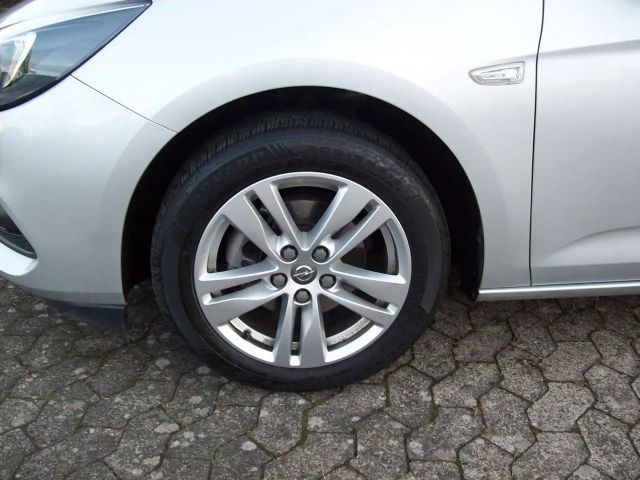 Opel Astra Edition Sports Tourer