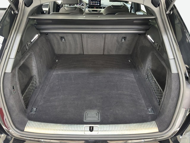 Audi A4 40 TFSI Avant S-Tronic