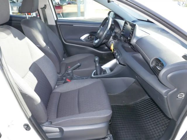 Toyota Yaris 1.0 VVT-i Comfort Hatchback