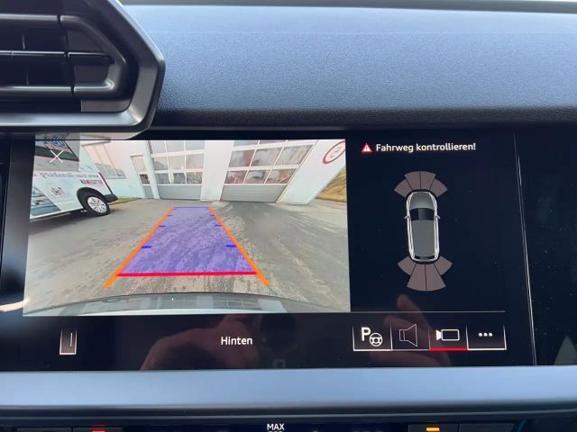 Audi RS3 S-Tronic Sedan