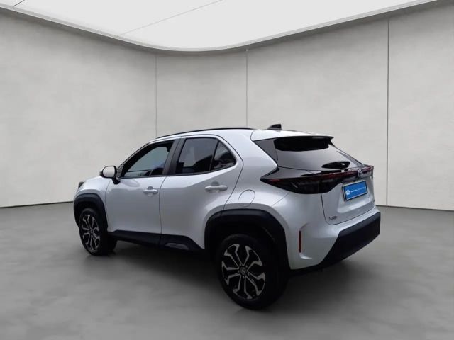 Toyota Yaris Cross Teamplayer,Safety-Paket,Winter-Paket