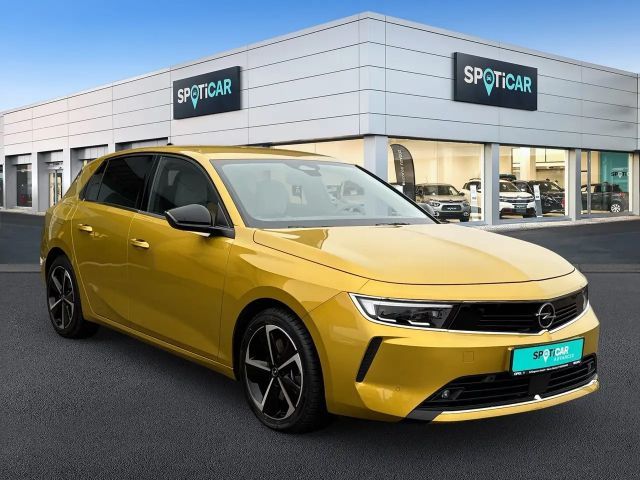 Opel Astra Elegance Hybrid Innovation