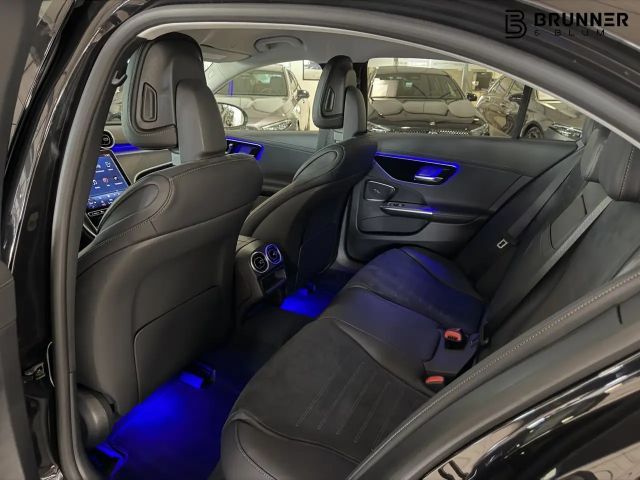 Mercedes-Benz C 200 AMG Line Sedan