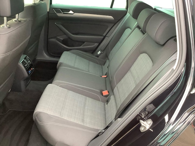 Volkswagen Passat 2.0 TDI Business DSG Variant