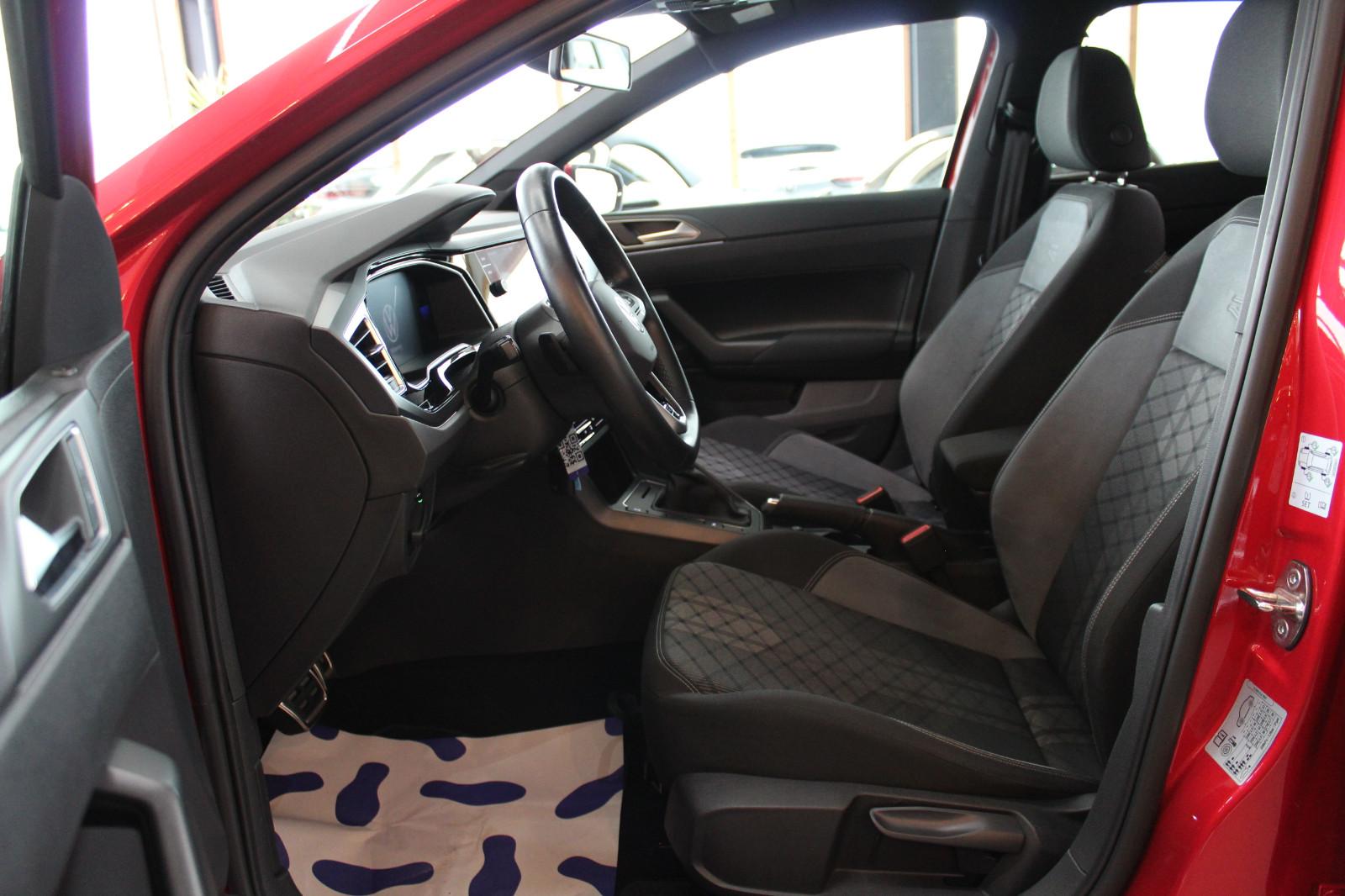 Volkswagen Polo 1.0 TSI DSG R-Line