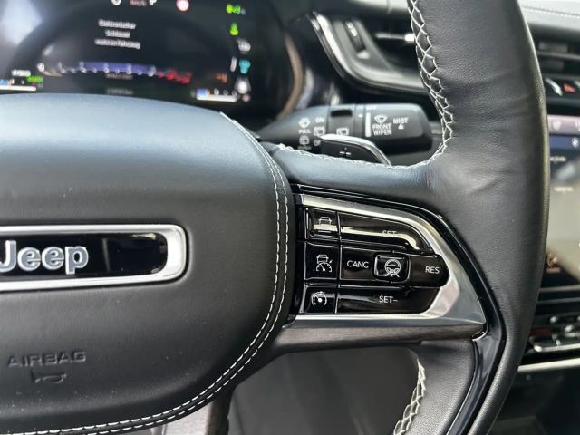 Jeep Grand Cherokee Hybrid Overland