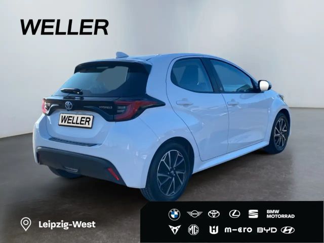 Toyota Yaris Hatchback Hybride Team D