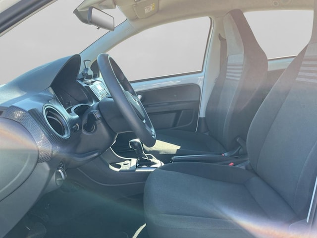 Volkswagen e-up! Move Move up!