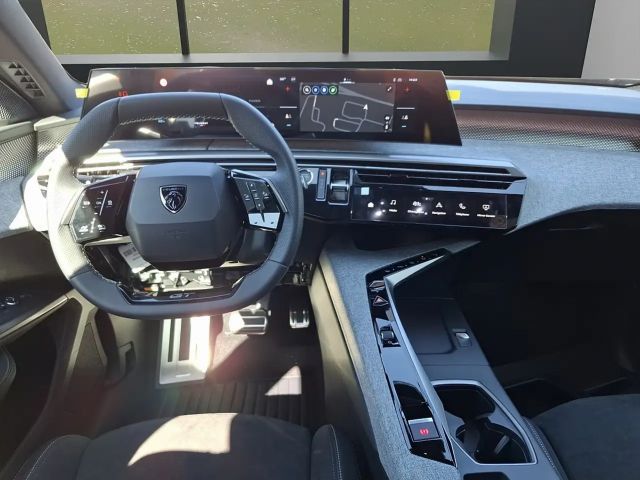 Peugeot E-5008 GT-Line