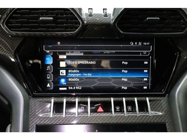 Lamborghini Urus Ceramic,Carbon,B&O Sound,Voll,Garantie06/26