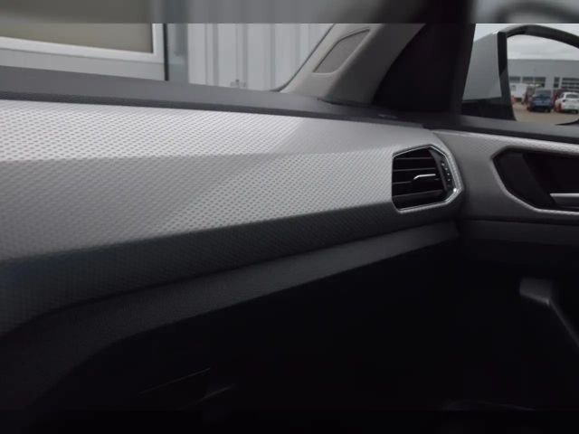 Volkswagen T-Cross Move