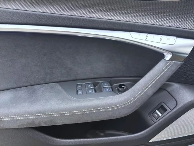 Audi RS6 Avant Performance Quattro