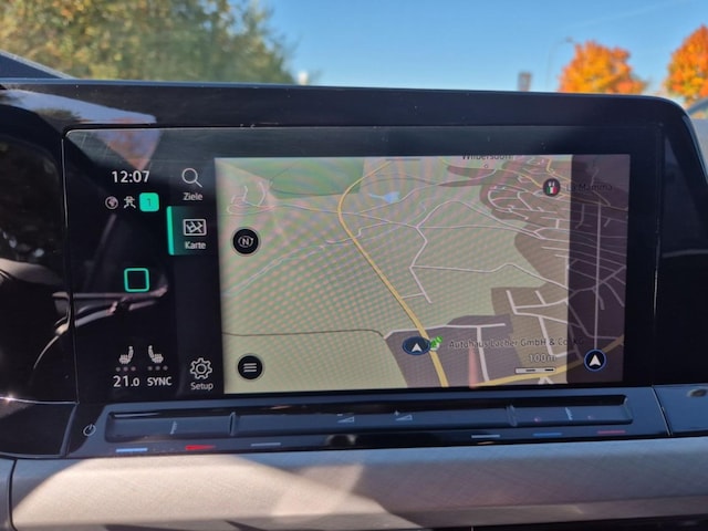 Volkswagen Golf 2.0 TDI DSG Life Variant