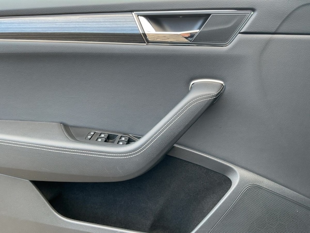 Skoda Superb 1.5 TSI Combi Style Style