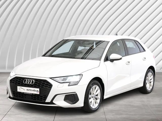 Audi A3 30 TFSI Sedan Sportback