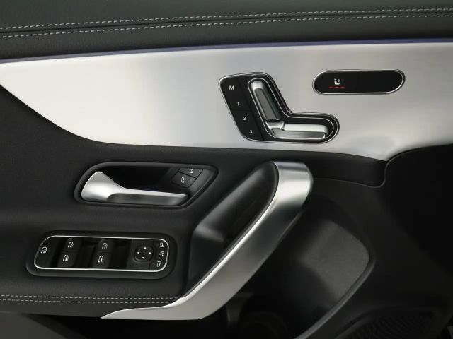 Mercedes-Benz A 200 AMG Line