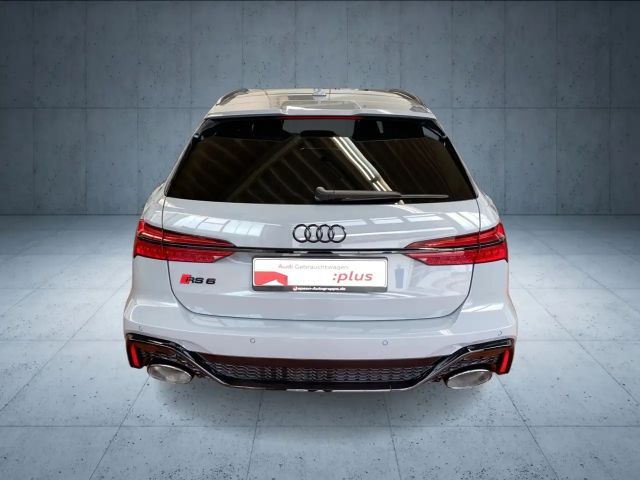 Audi RS6 Avant Performance