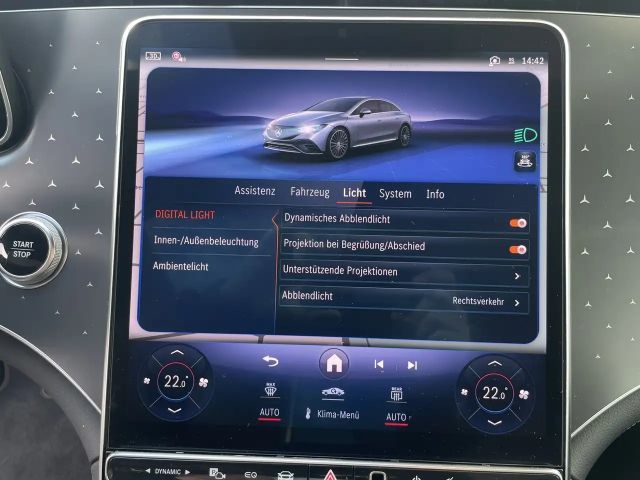 Mercedes-Benz EQE 350 AMG Line Sedan