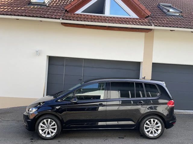 Volkswagen Touran DSG