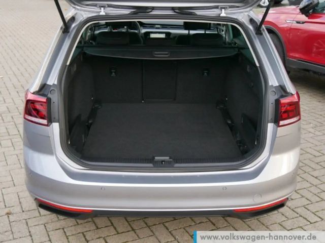 Volkswagen Passat 1.5 TSI Business Variant