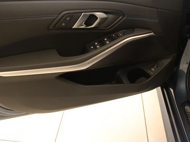 BMW 320 320d M-Sport Touring